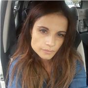 Insegnante di arte e disegno impartisce lezioni private